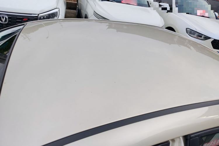 Used Buick Excelle 2013 1.5L Automatic Classic Model Roof
