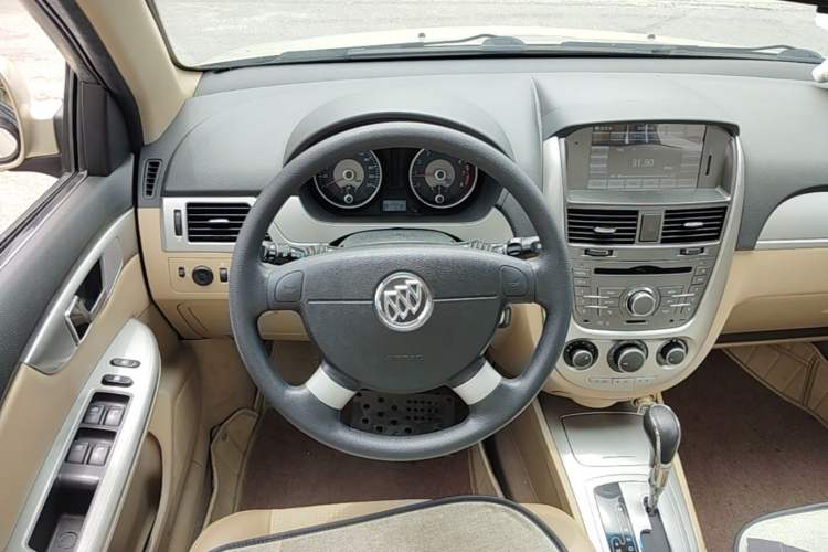 Used Buick Excelle 2013 1.5L Automatic Classic Model Steering Wheel
