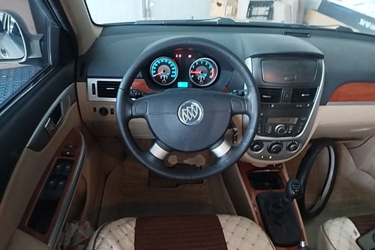 Used Buick Excelle 2013 1.5L Manual Luxury Model Steering Wheel
