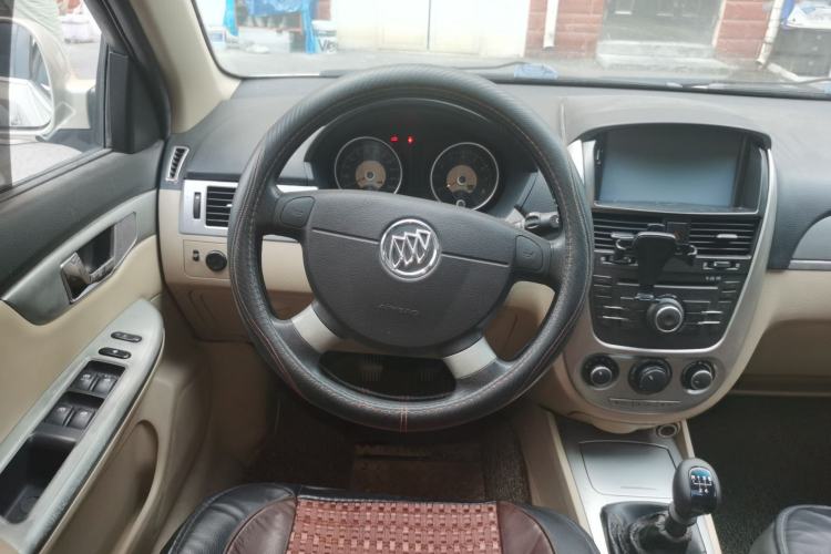 Used Buick Excelle 2013 1.5L Manual Classic Model Steering Wheel