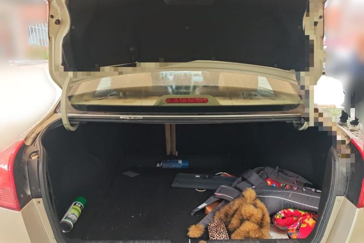 Used Buick Excelle 2013 1.5L Automatic Classic Model Trunk