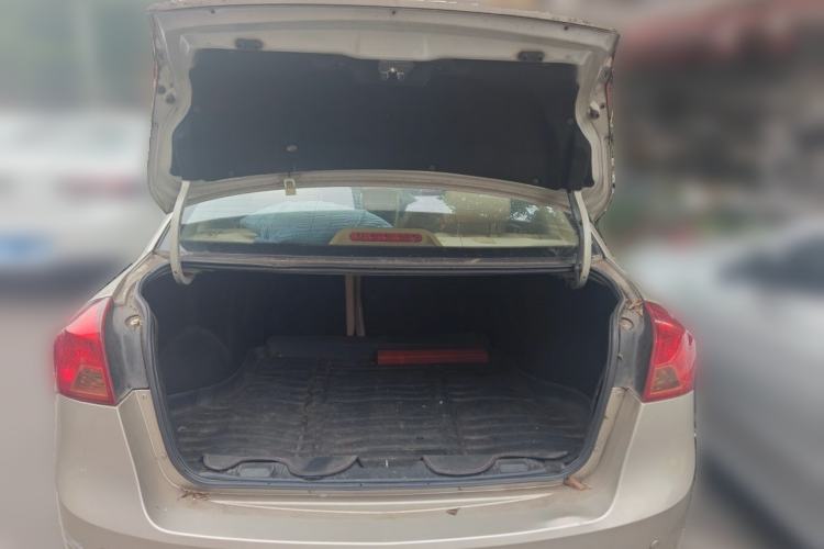 Used Buick Excelle 2013 1.5L Manual Luxury Model Trunk