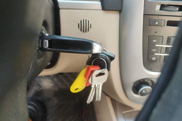 Used Buick Excelle 2013 1.5L Manual Classic Model Vehicle Key