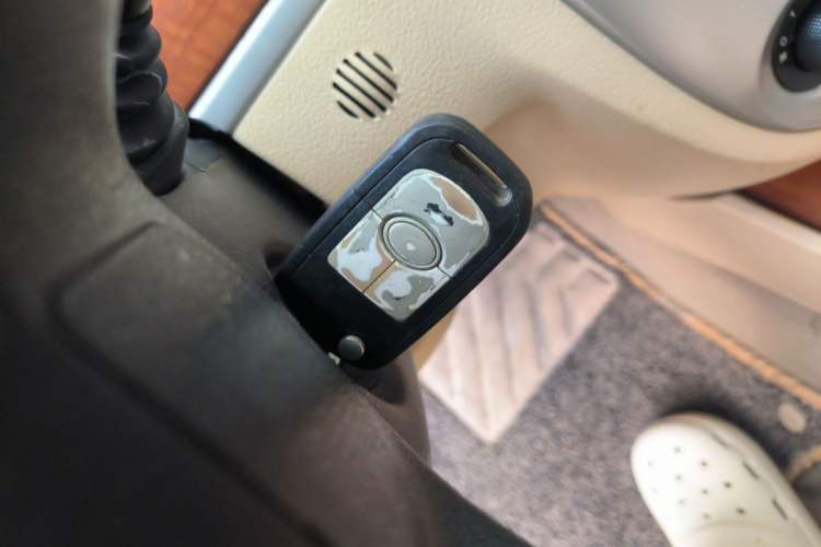 Used Buick Excelle 2013 1.5L Automatic Luxury Model Vehicle Key