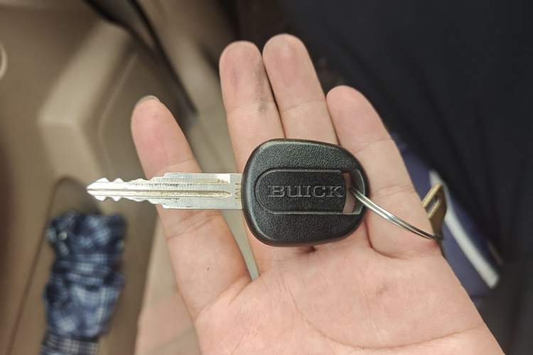 Used Buick Excelle 2013 1.5L Manual Classic Model Vehicle Key