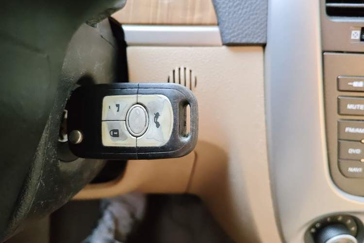 Used Buick Excelle 2013 1.5L Automatic Classic Model Vehicle Key