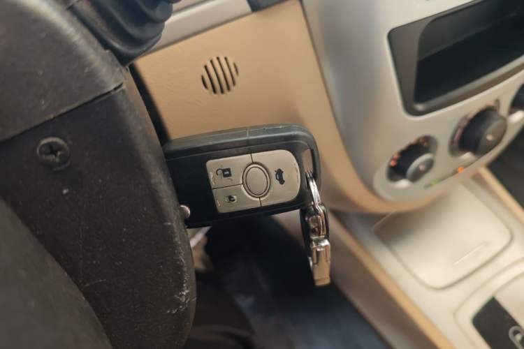 Used Buick Excelle 2013 1.5L Automatic Classic Model Vehicle Key