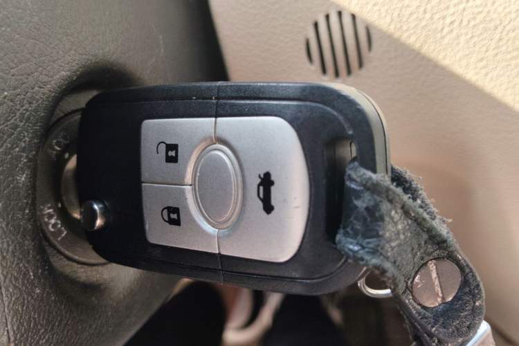 Used Buick Excelle 2013 1.5L Manual Luxury Model Vehicle Key