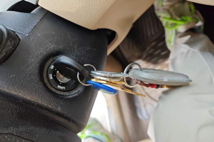 Used Buick Excelle 2013 1.5L Manual Classic Model Vehicle Key