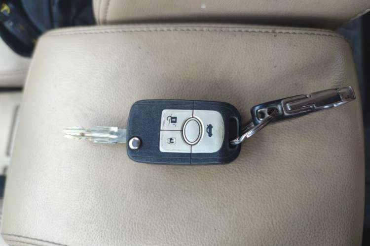Used Buick Excelle 2013 1.5L Automatic Classic Model Vehicle Key