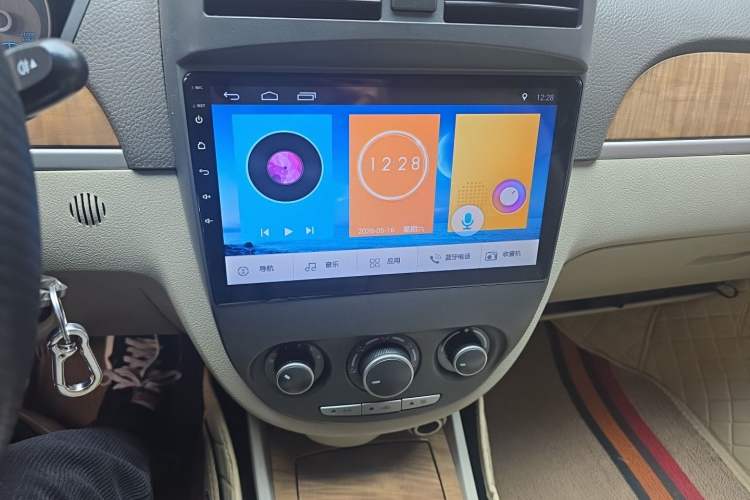 Used Buick Excelle 2015 1.5L Manual Luxury Model Audio And AC Panel