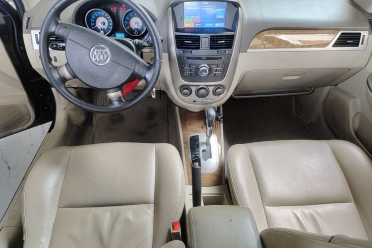 Used Buick Excelle 2015 1.5L Automatic Luxury Edition Center Console