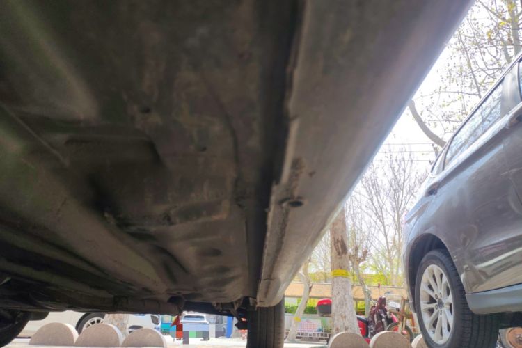 Used Buick Excelle 2015 1.5L Manual Classic Trim Chassis Front Left