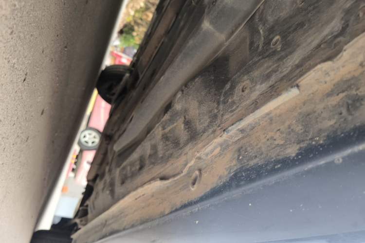 Used Buick Excelle 2015 1.5L Manual Classic Trim Chassis Front Left