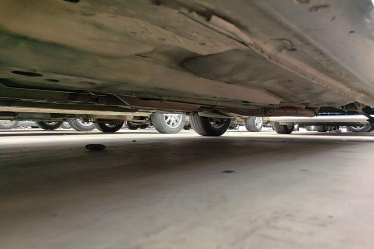 Used Buick Excelle 2015 1.5L Automatic Classic Model Chassis Front Left