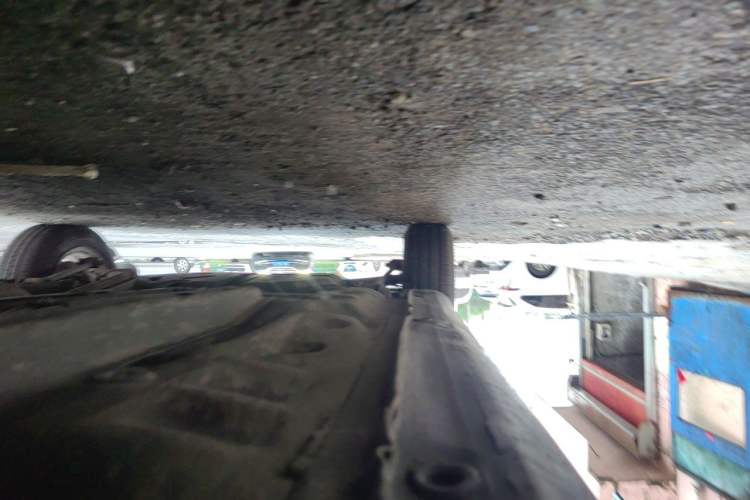 Used Buick Excelle 2015 1.5L Manual Classic Trim Chassis Front Right