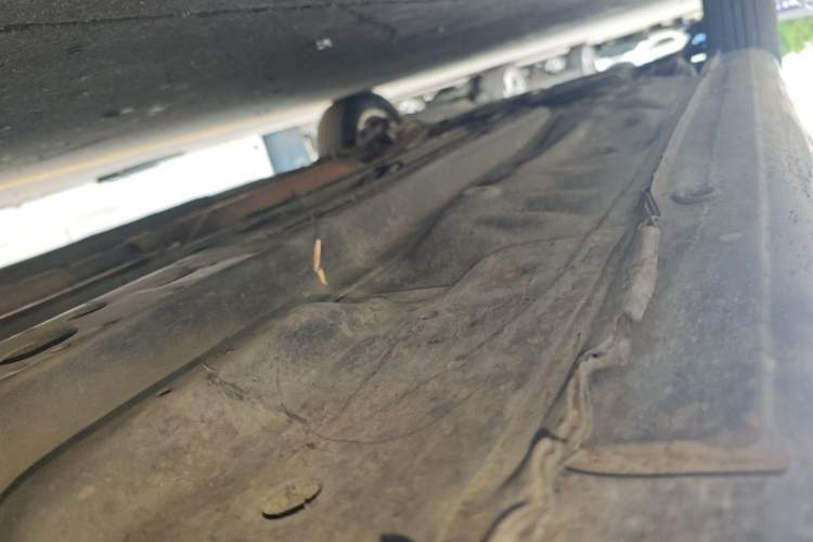 Used Buick Excelle 2015 1.5L Automatic Classic Model Chassis Front Right