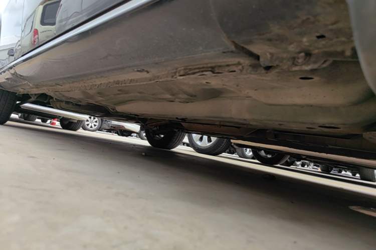 Used Buick Excelle 2015 1.5L Automatic Classic Model Chassis Front Right
