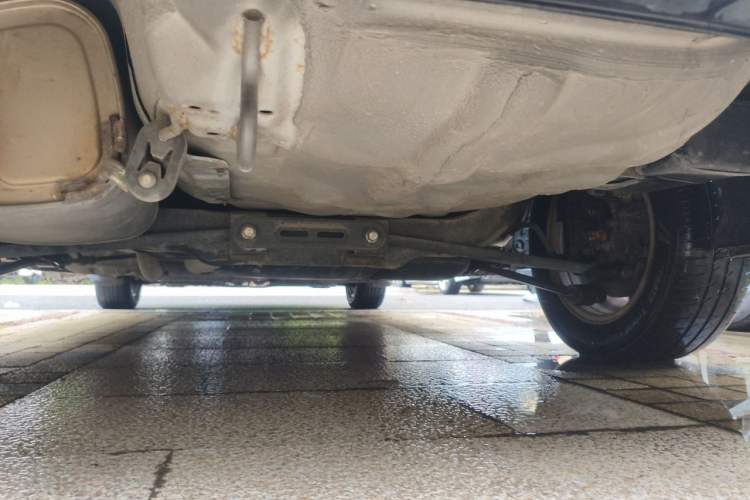 Used Buick Excelle 2015 1.5L Automatic Classic Model Chassis Rear