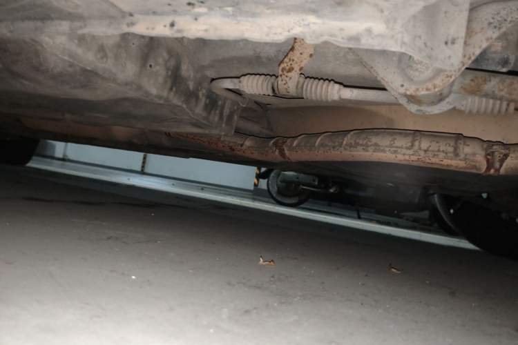 Used Buick Excelle 2015 1.5L Automatic Classic Model Chassis Rear Left