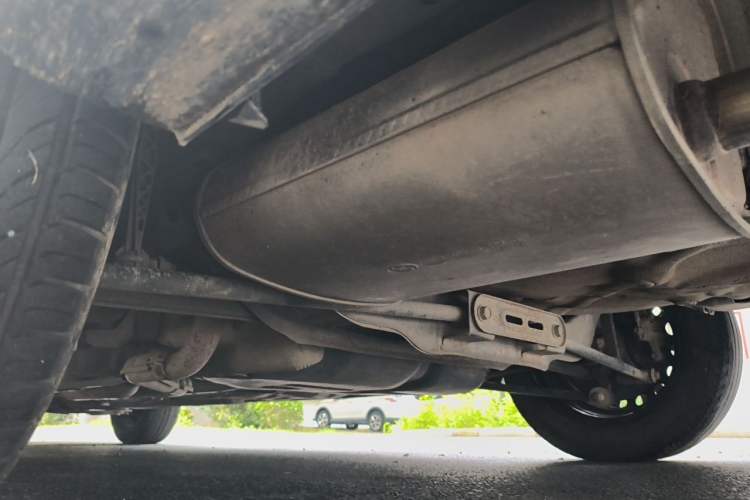 Used Buick Excelle 2015 1.5L Automatic Classic Model Chassis Rear Left
