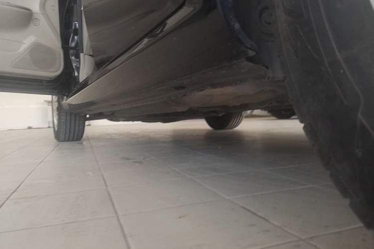 Used Buick Excelle 2015 1.5L Automatic Classic Model Chassis Rear Left