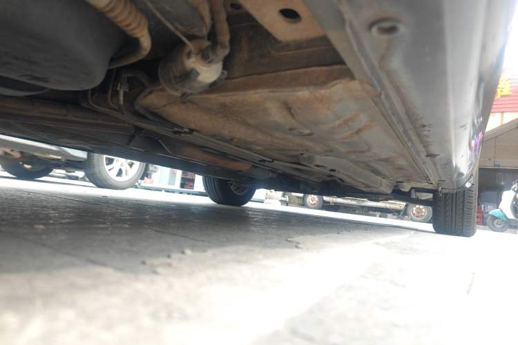 Used Buick Excelle 2015 1.5L Automatic Classic Model Chassis Rear Right