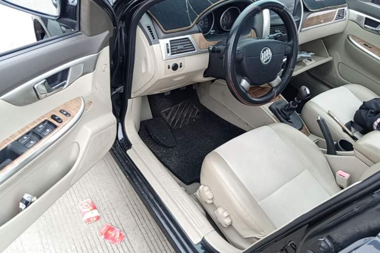 Used Buick Excelle 2015 1.5L Manual Classic Trim Driver Seat