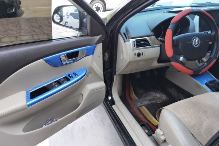 Used Buick Excelle 2015 1.5L Manual Luxury Model Driver Seat