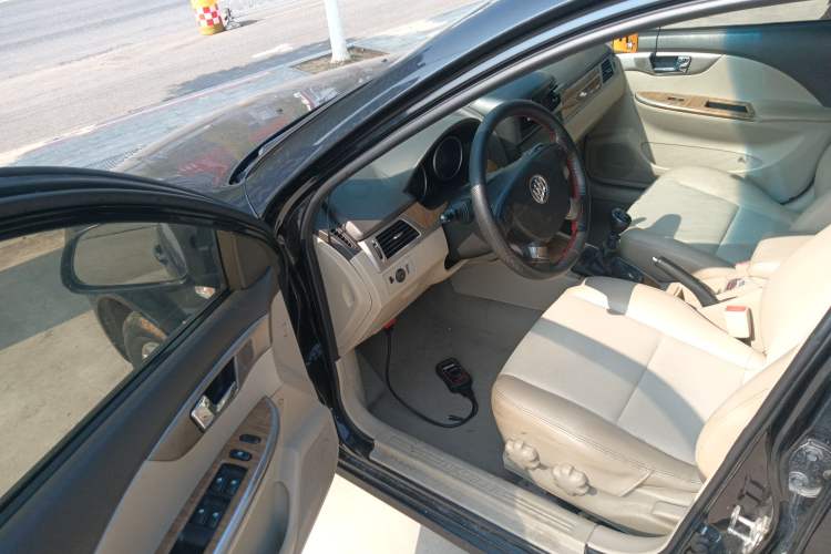 Used Buick Excelle 2015 1.5L Manual Classic Trim Driver Seat