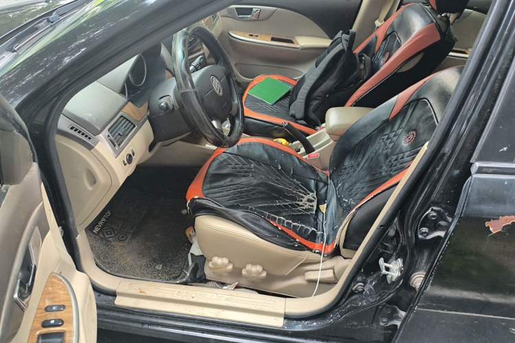 Used Buick Excelle 2015 1.5L Automatic Classic Model Driver Seat