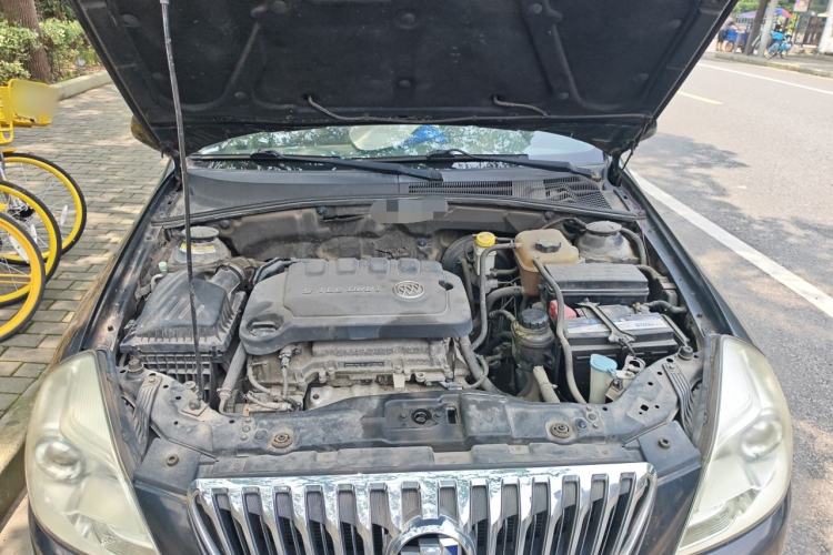 Used Buick Excelle 2015 1.5L Manual Classic Trim Engine Bay