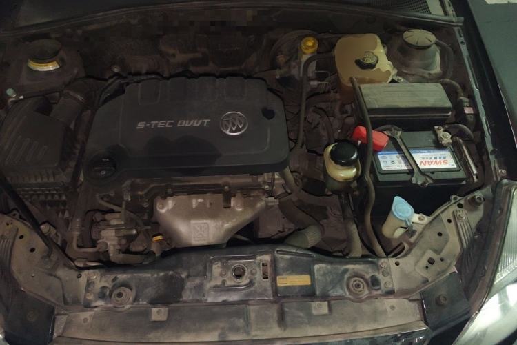 Used Buick Excelle 2015 1.5L Automatic Classic Model Engine Bay