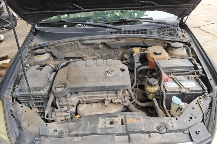 Used Buick Excelle 2015 1.5L Automatic Classic Model Engine Bay