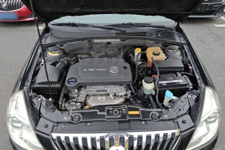 Used Buick Excelle 2015 1.5L Manual Classic Trim Engine Bay