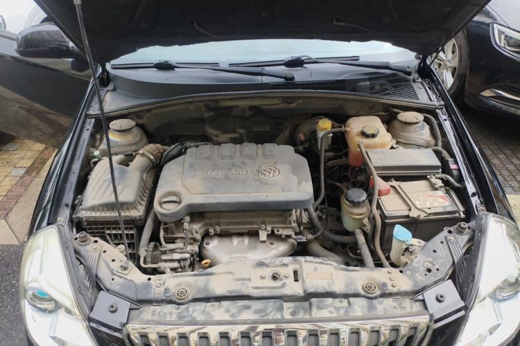 Used Buick Excelle 2015 1.5L Automatic Classic Model Engine Bay