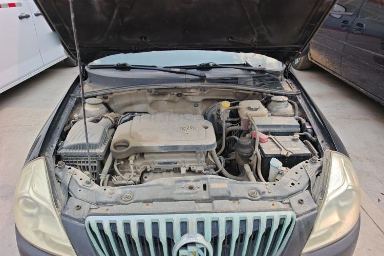 Used Buick Excelle 2015 1.5L Manual Luxury Model Engine Bay