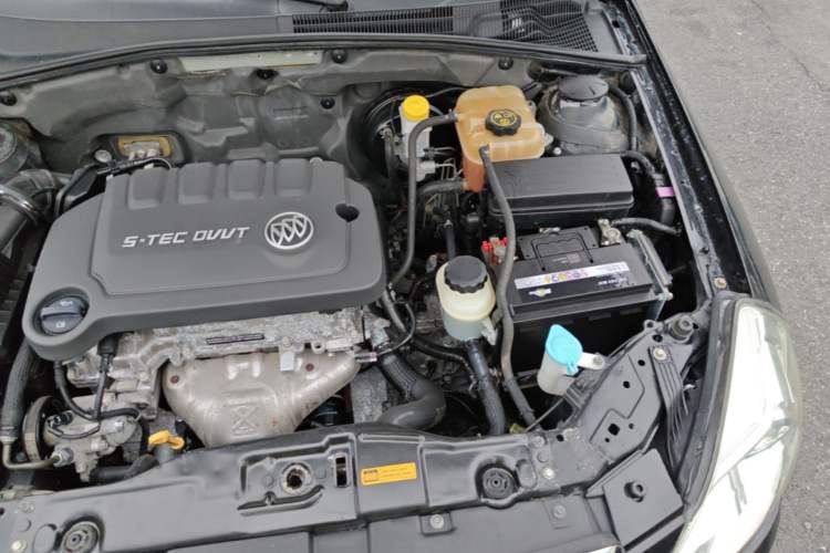 Used Buick Excelle 2015 1.5L Manual Classic Trim Engine Bay Left