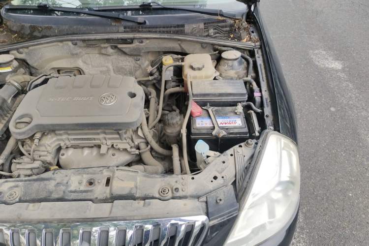 Used Buick Excelle 2015 1.5L Automatic Classic Model Engine Bay Left
