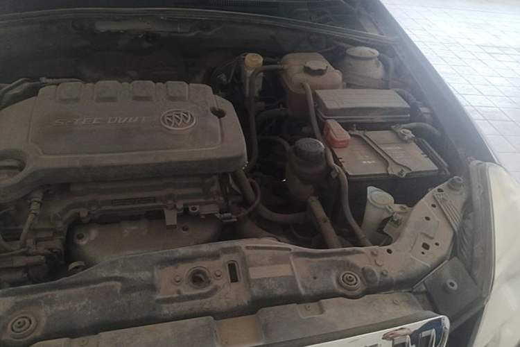 Used Buick Excelle 2015 1.5L Automatic Classic Model Engine Bay Left