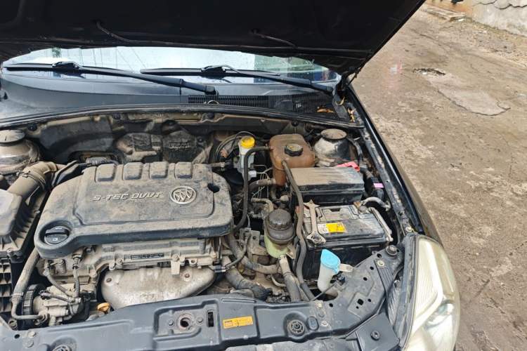 Used Buick Excelle 2015 1.5L Automatic Classic Model Engine Bay Left
