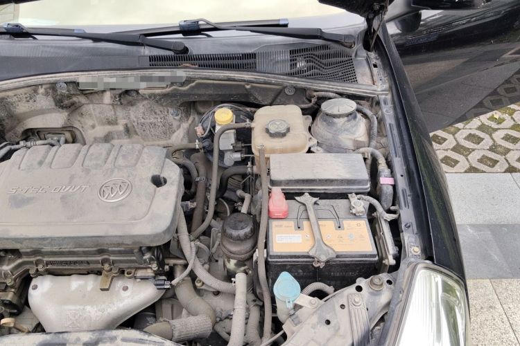 Used Buick Excelle 2015 1.5L Automatic Classic Model Engine Bay Left