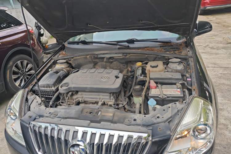 Used Buick Excelle 2015 1.5L Automatic Classic Model Engine Bay