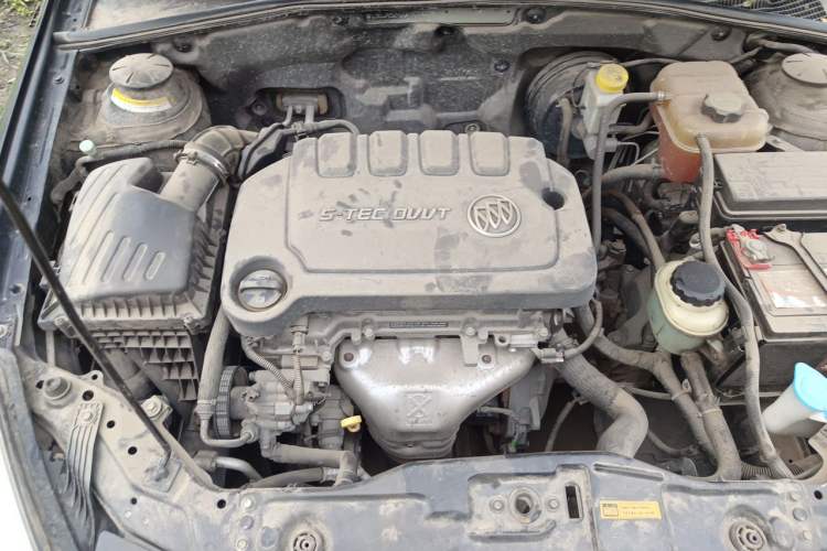 Used Buick Excelle 2015 1.5L Manual Classic Trim Engine Bay