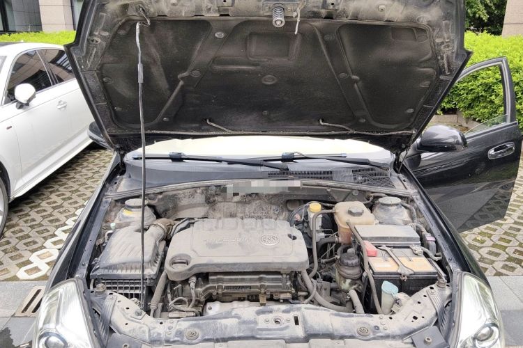 Used Buick Excelle 2015 1.5L Automatic Classic Model Engine Bay