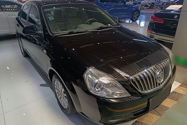 Used Buick Excelle 2015 1.5L Automatic Classic Model Front Right 45 Deg