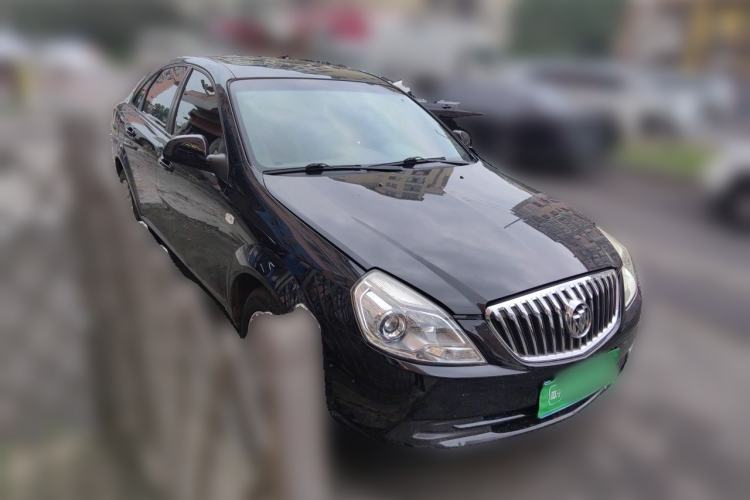 Used Buick Excelle 2015 1.5L Manual Classic Trim Front Right 45 Deg