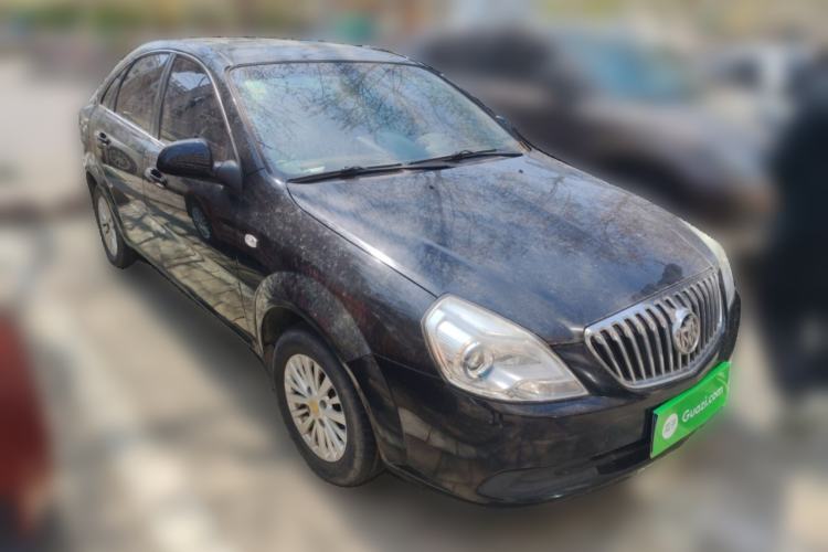 Used Buick Excelle 2015 1.5L Manual Classic Trim Front Right 45 Deg