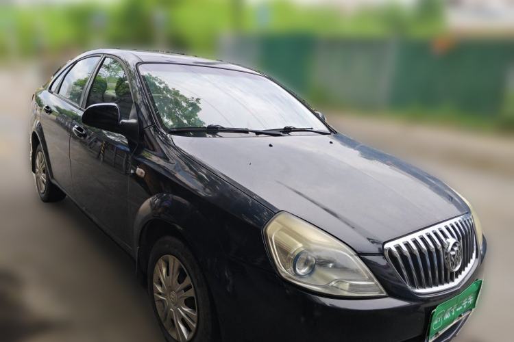 Used Buick Excelle 2015 1.5L Automatic Classic Model Front Right 45 Deg