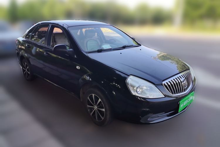 Used Buick Excelle 2015 1.5L Automatic Classic Model Front Right 45 Deg